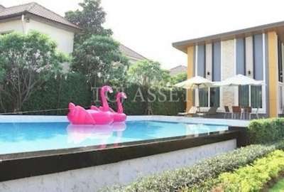 ม. โกลเด้นทาวน์ เฉลิมพระเกียรติ ร.9 - สวนหลวง