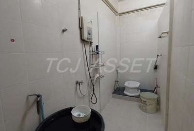 พึ่งมี 32 , สุขุมวิท 93