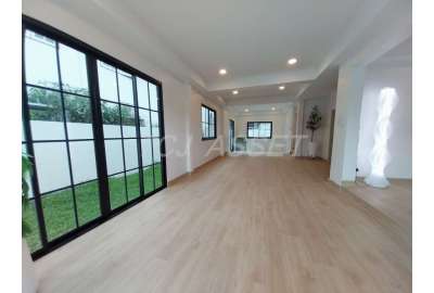 ม.ถาวรนิเวศน์ 2 : บางนา-ตราด ซอย12