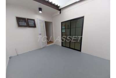 ม.ถาวรนิเวศน์ 2 : บางนา-ตราด ซอย12