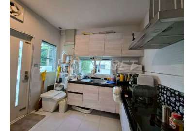 ม. มัณฑนา อ่อนนุช-วงแหวน 5